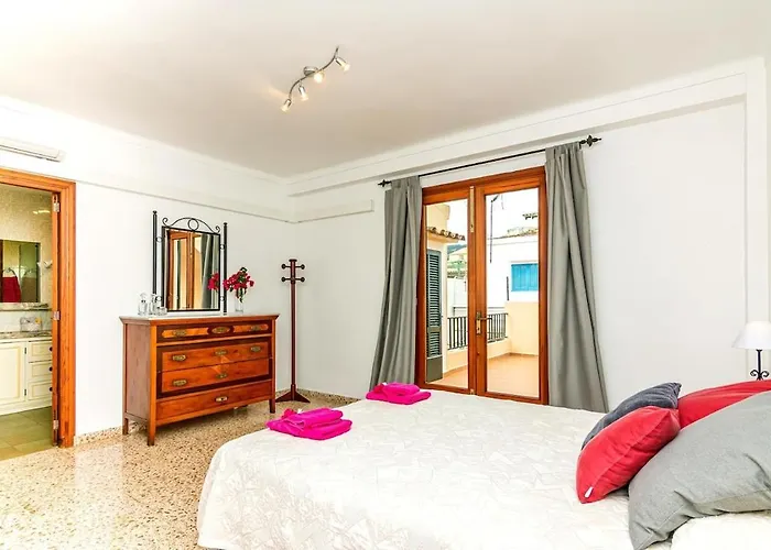 Puig, Amplia Y Luminosa Casa A Afueras De Apartamento *