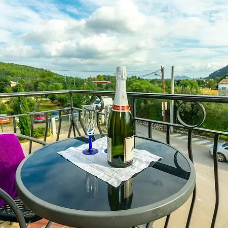 Puig, Amplia Y Luminosa Casa A Afueras De Lejlighed