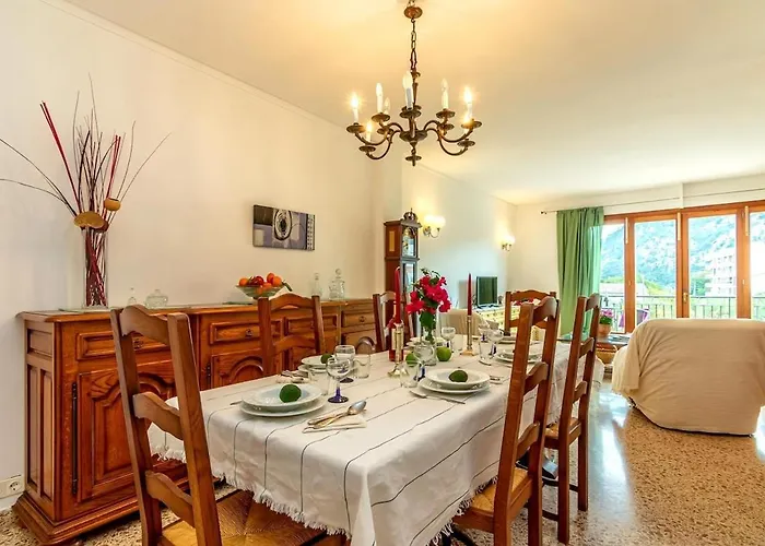 Puig, Amplia Y Luminosa Casa A Afueras De * Pollenca