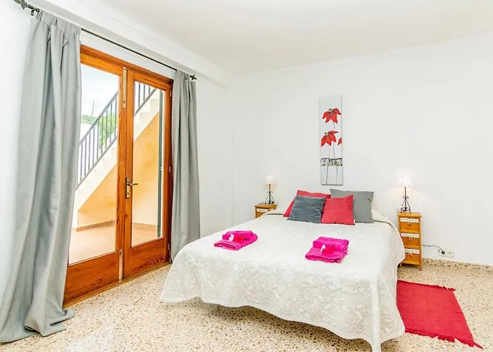 Puig, Amplia Y Luminosa Casa A Afueras De